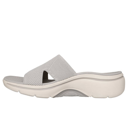 GO WALK Arch Fit 2.0 Sandal - Dakota | Skechers outlet