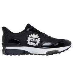 BLACK / WHITE