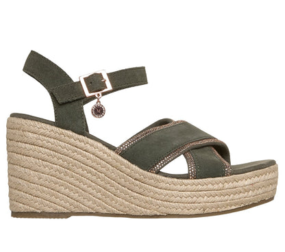 Martha Stewart: Iris - Modest Queen | Skechers on sale