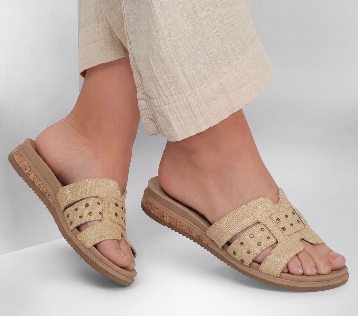 BOBS Desert Kiss Low - Sandy Stroll | Skechers near me