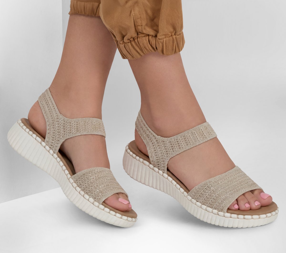 Wilshire Blvd - Summertime Inspo | Skechers USA
