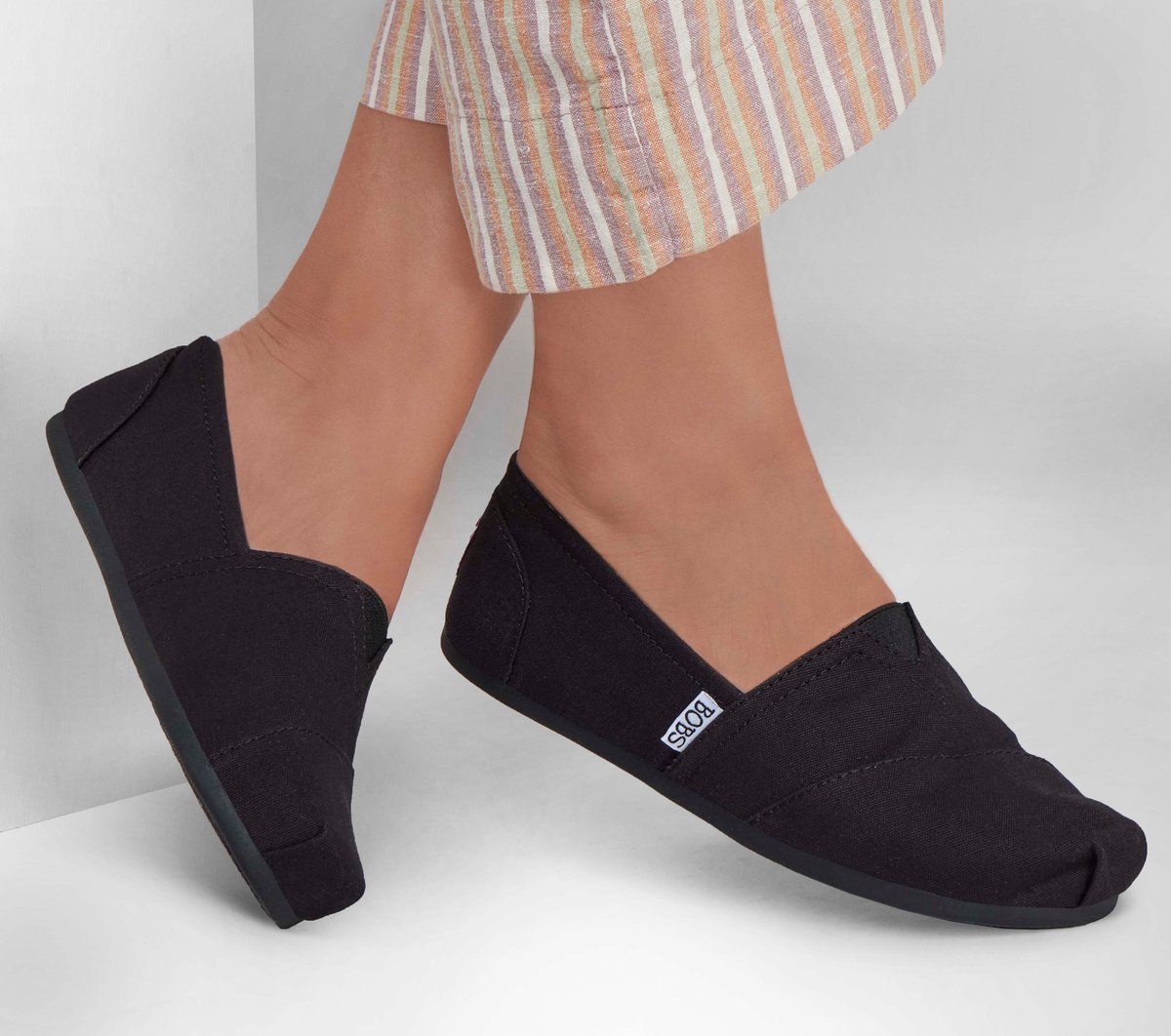 BOBS Plush - Peace & Love | Skechers sale
